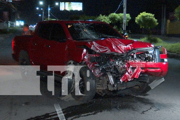 Foto: Aparatoso accidente en la pista suburbana de Managua /TN8