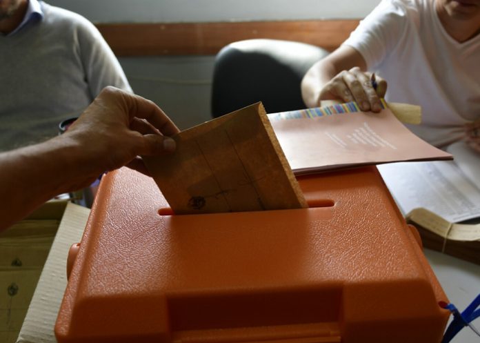 Foto: Alta participación en Uruguay: el 66 % de los habilitados ya votó / Cortesía