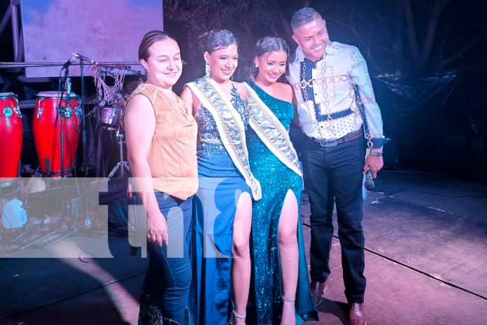 Foto: Tecolostote inicia fiestas patronales con Tope de Toros y elección de Reina/TN8