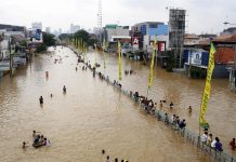 Foto: Inundaciones en Indonesia dejan al menos 20 muertos