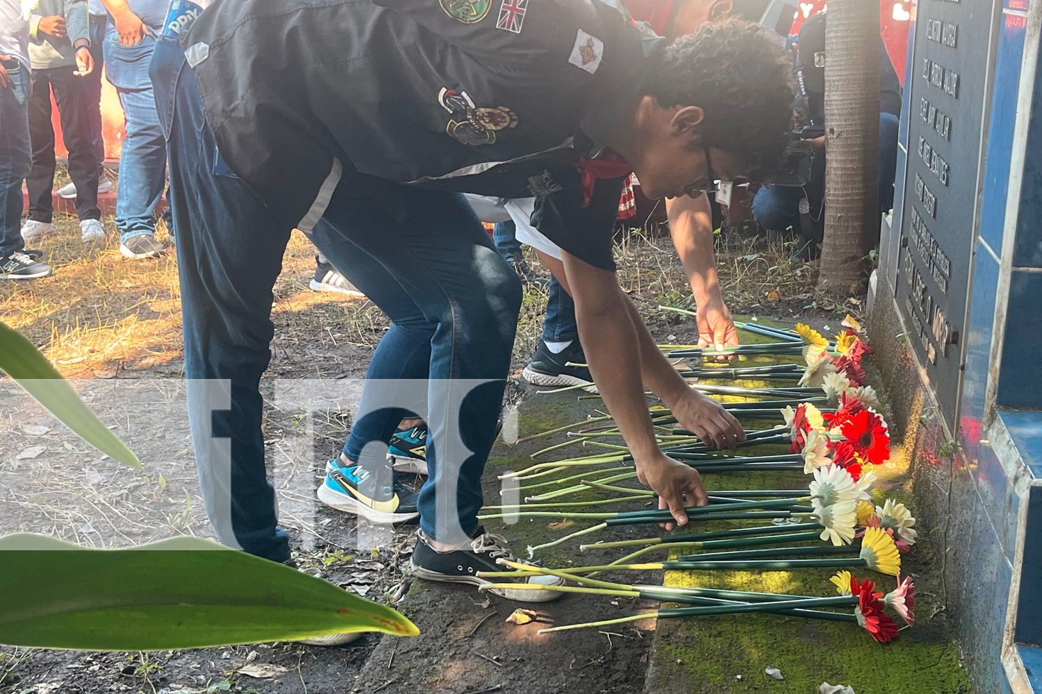 Foto: La juventud Sandinista conmemora a los héroes y mártires del cementerio Nicarao/TN8