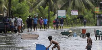 Foto: Tormenta Fengal deja 12 muertos, entre ellos 6 niños, en Sri Lanka