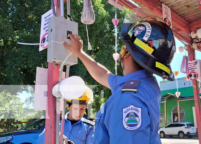 Foto: Bomberos realizan inspección en Managua /TN8