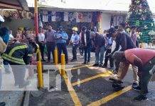 Foto: Bomberos inspeccionan el Mercado Roberto Huembes /cortesía