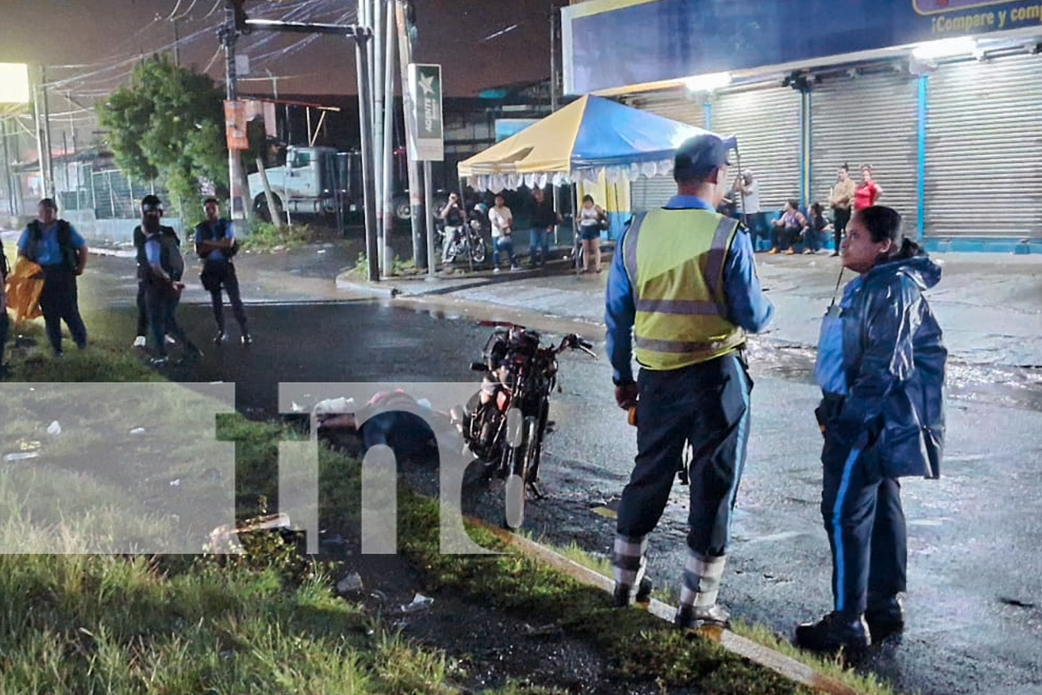 Foto: Motociclista pierde la vida en el sector del mercado Iván Montenegro en Managua/TN8