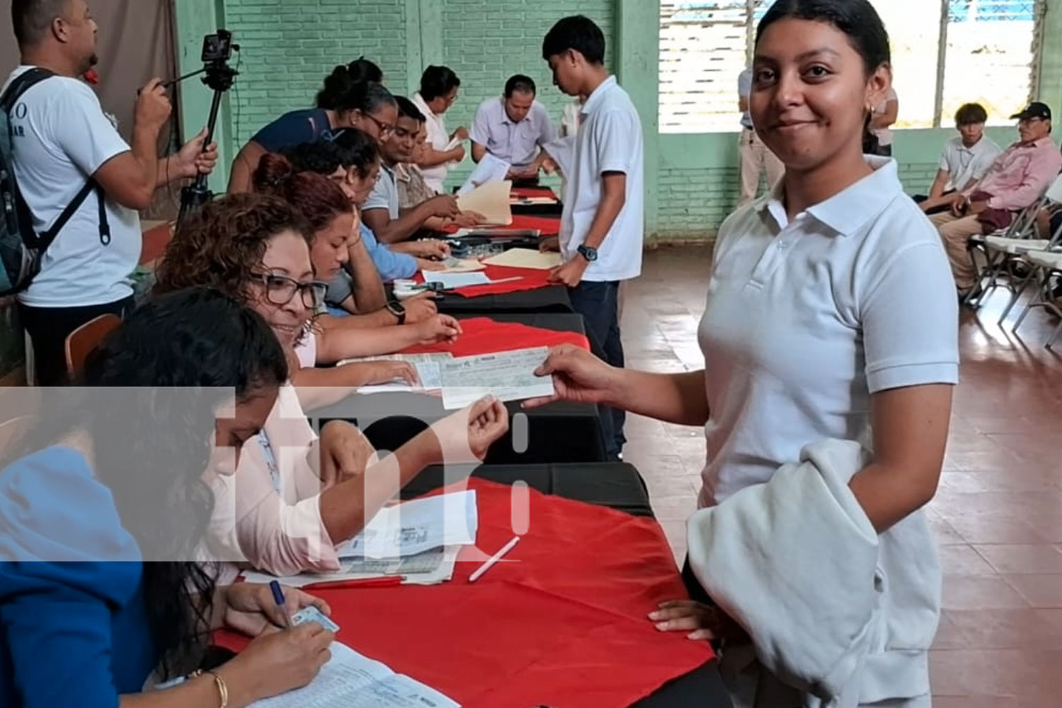 Foto:  ¡Reconocimiento al esfuerzo! 641 bachilleres de Boaco reciben Bono Complementario de 3,000 córdobas como estímulo del Gobierno Sandinista/TN8