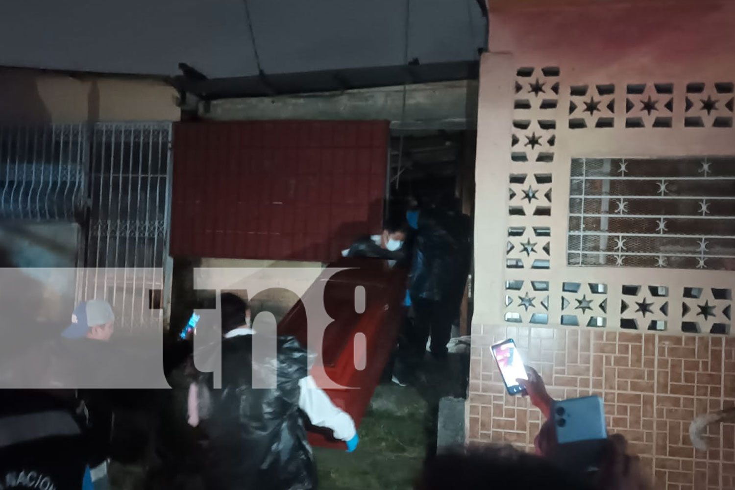 Foto: Hombre de 70 años hallado muerto en su vivienda en Las Américas II en Managua. Se presume que falleció por causas naturales./TN8