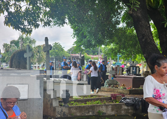 Foto: Emotivo homenaje de la Juventud Sandinista a los héroes y mártires en Managua / TN8