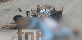 Foto: Motociclista muere al impactar contra autobús en el Caribe Sur/TN8