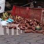 Foto: Un accidente de tránsito en Juigalpa deja serios daños en un puesto de verduras. Autoridades investigan el caso./TN8