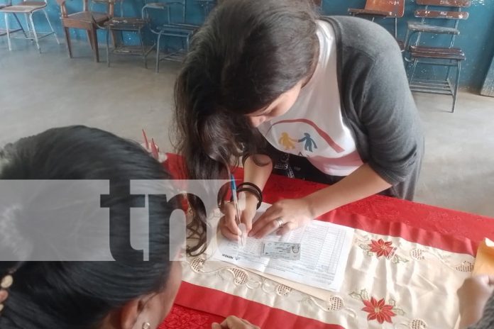 Foto: Más de 300 bachilleres reciben bono complementario en Ometepe. Un apoyo económico de 3,000 córdobas para su ceremonia de promoción/(TN8