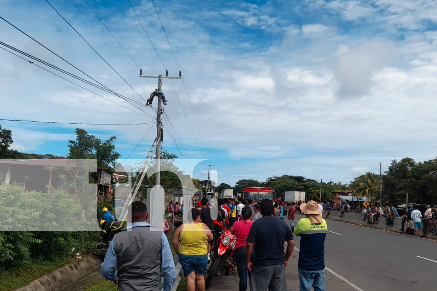 Foto: Fallece hombre tras recibir descarga eléctrica al realizar conexión ilegal en Cárdenas, Rivas/TN8