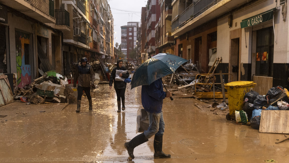 Foto: España aprueba permiso a trabajadores de cuatro días por emergencias climáticas