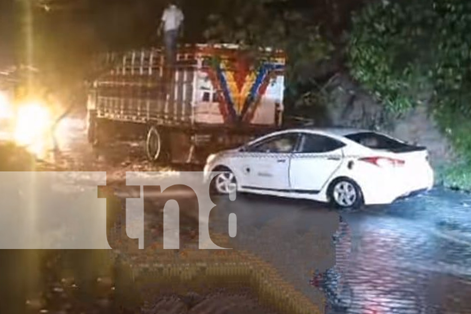 Foto: Tragedia en Jinotega: Dos hermanos fueron arrastrados por la corriente del río Los Limones. Uno de ellos sigue desaparecido./TN8