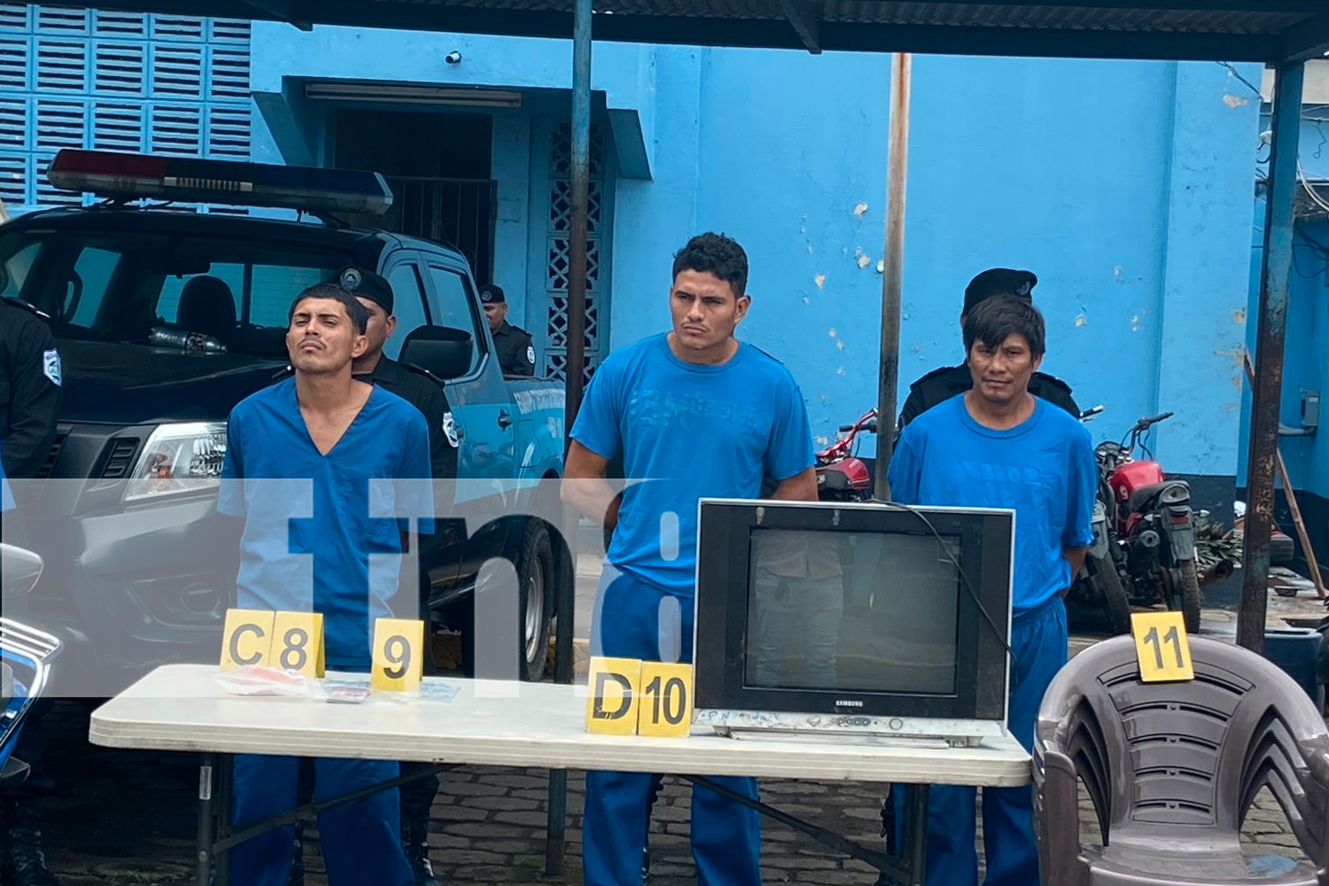 Foto: La Policía Nacional capturó a varios delincuentes por robo y tráfico de drogas. ¡Más seguridad para todos! /TN8