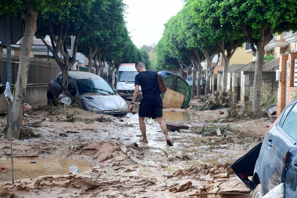 Foto: España en alerta roja por intensas lluvias torrenciales