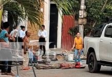 Foto: Grave accidente en Juigalpa: Dos obreros lesionados tras la caída de un andamio en el restaurante El Mirador. /TN8