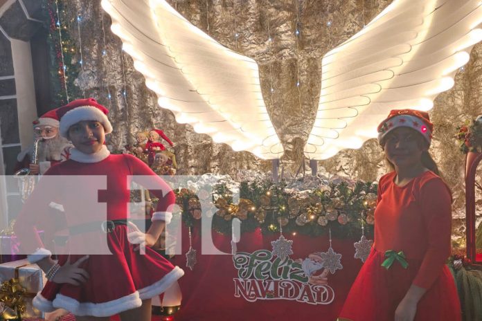 Foto: ¡Juigalpa brilla con la tradicional encendida de luces! El Parque Central se llenó de magia y alegría, marcando el inicio de la Navidad 2024./TN8