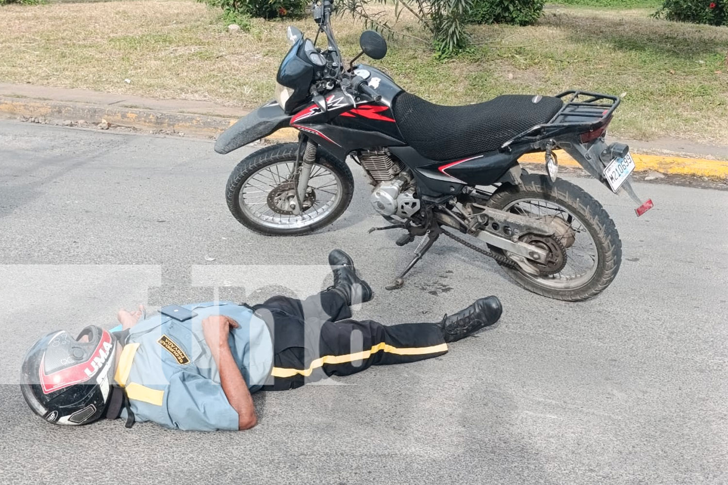 Foto: Irrespeto a las señales de tránsito deja otro motociclista lesionado en Managua/TN8