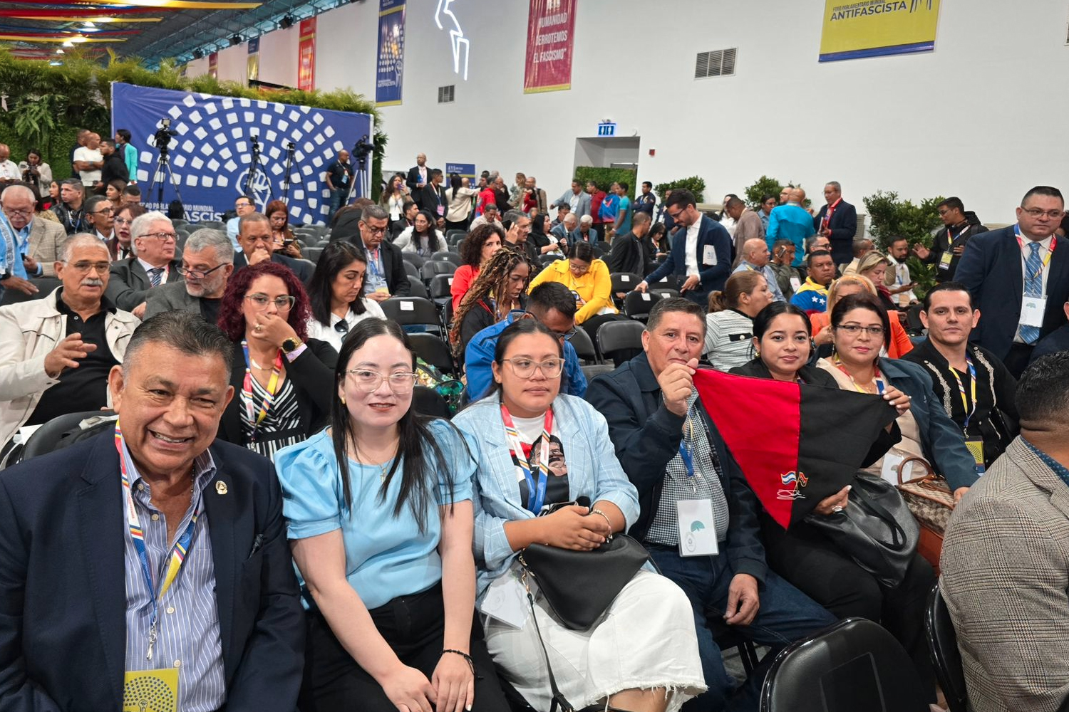 Foto: Nicaragua llega al Aeropuerto Internacional de Maiquetía para el Foro Parlamentario contra el Fascismo / Cortesía