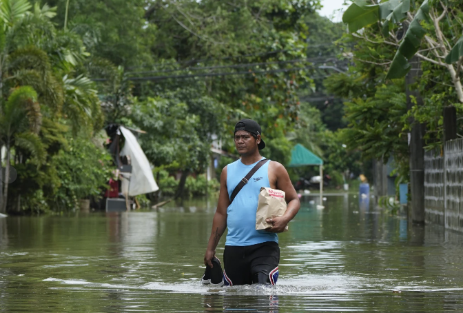 Foto: Filipinas emite alertas por la tormenta tropical Usagi la quinta en tres semanas