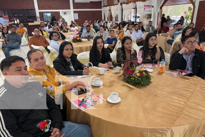 Foto: Matagalpa junto a las autoridades nacionales del Ministerio de Salud/TN8