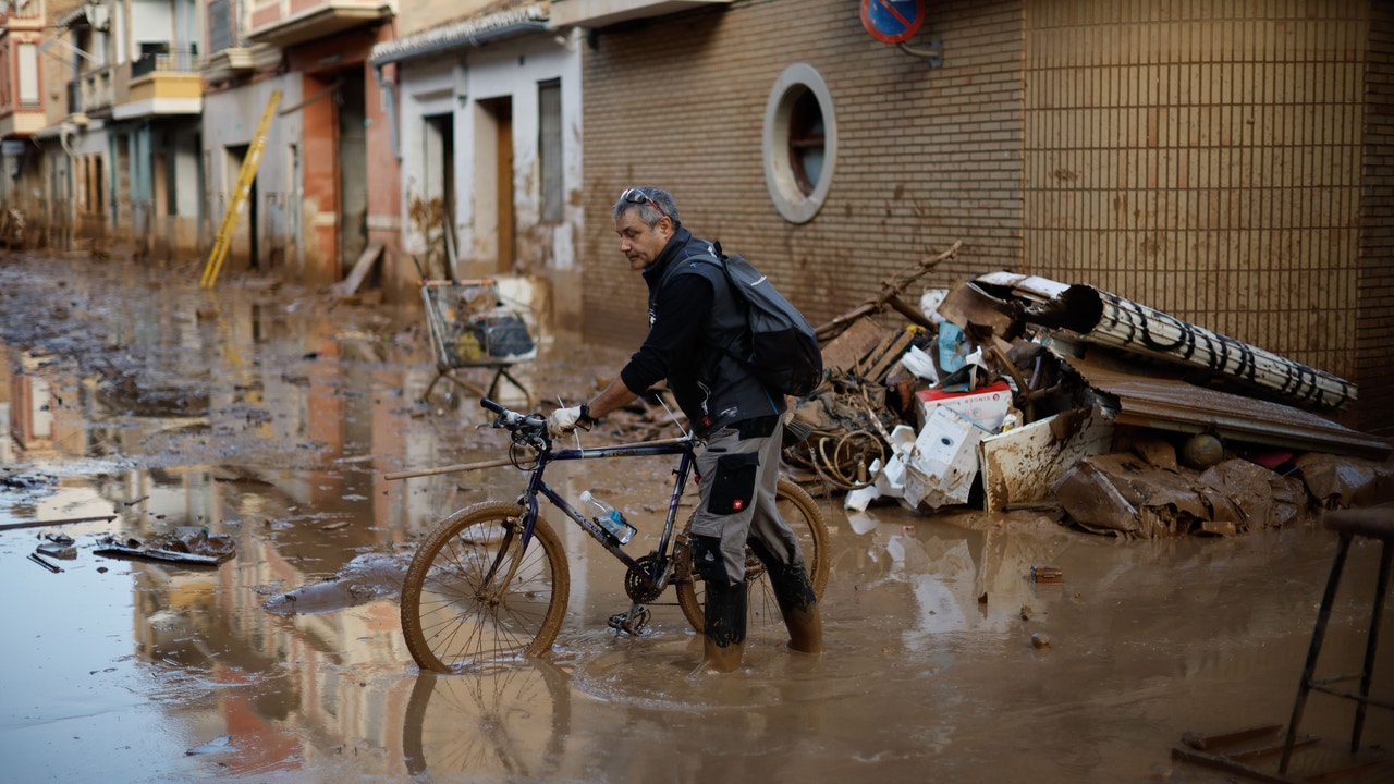 Foto: España en alerta roja por intensas lluvias torrenciales