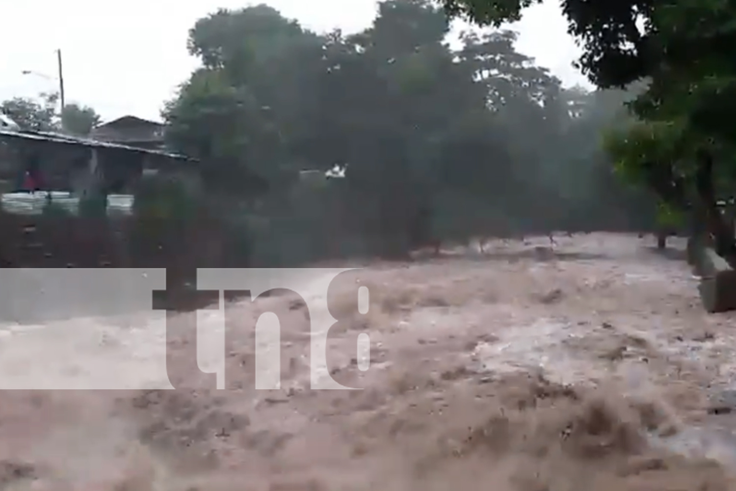 Foto: Hombre arrastrado por la crecida de un río en Chontales/TN8