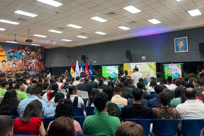 Foto: ¡Universidades Verdes! Jóvenes celebran su compromiso con la madre tierra/Cortesía