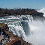 Foto: fallecieron luego de saltar al vacío desde un conocido mirador de las cataratas del Niágara/Cortesía