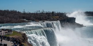 Foto: fallecieron luego de saltar al vacío desde un conocido mirador de las cataratas del Niágara/Cortesía