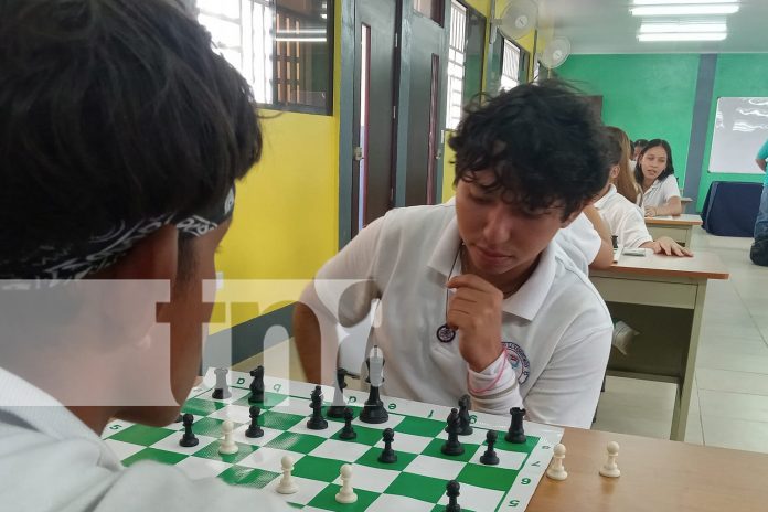 Alumnos destacan en el campeonato departamental de Ajedrez