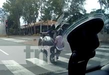 Foto: Infracción y estupidez humana de un motociclista en Managua / TN8