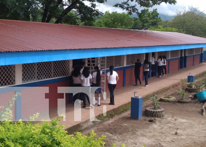 Foto: Mejoras en ambiente escolar de La Barranca, Nandaime / TN8