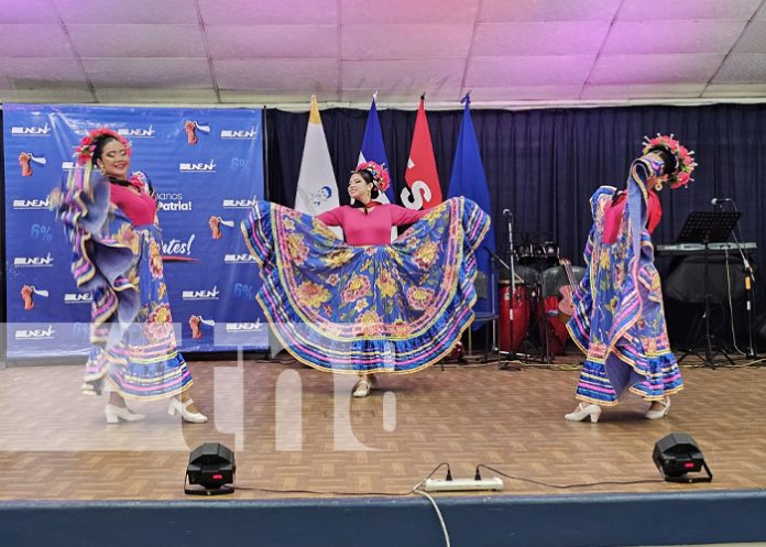 Foto: Festival de danza en honor a Casimiro Sotelo / TN8