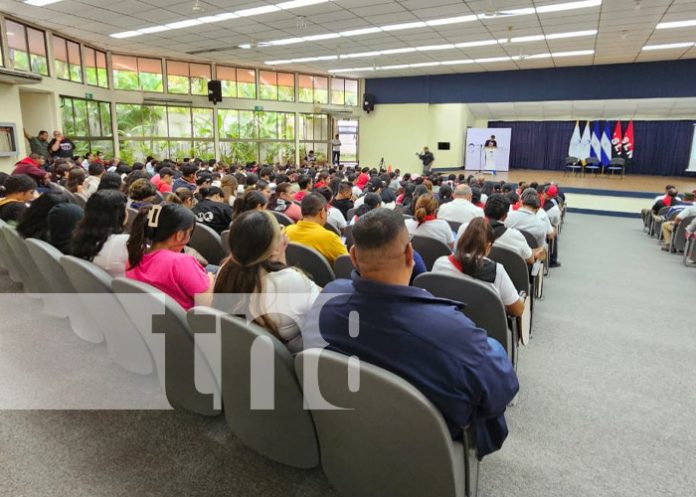 Foto: Homenaje a Carlos Fonseca desde la Universidad Casimiro Sotelo / TN8