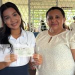 Foto: Entrega de bonos a bachilleres de Jalapa / TN8