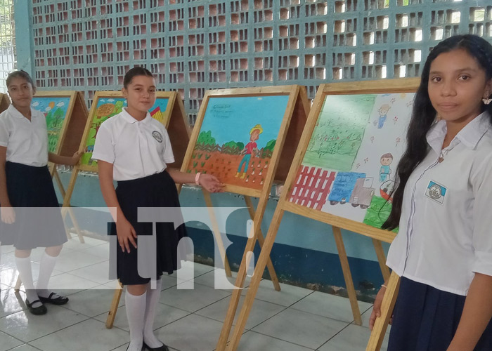 Foto: Concurso de dibujo en la Escuela Normal Alesio Blandón, Managua / TN8