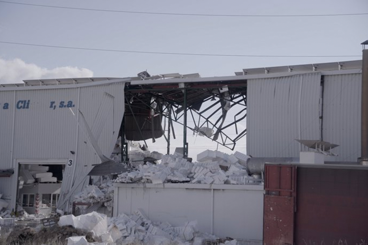 Foto: Explosión en fábrica deja tres muertos en España /Cortesía