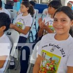 Foto: Limpieza y cuidado en el Colegio España, ubicado en Managua / TN8