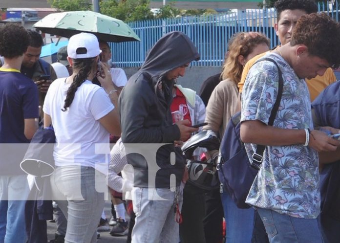 Foto: Grandes filas para comprar boletos a la final del Real Estelí vs Alajuelense en Copa Centroamericana / TN8