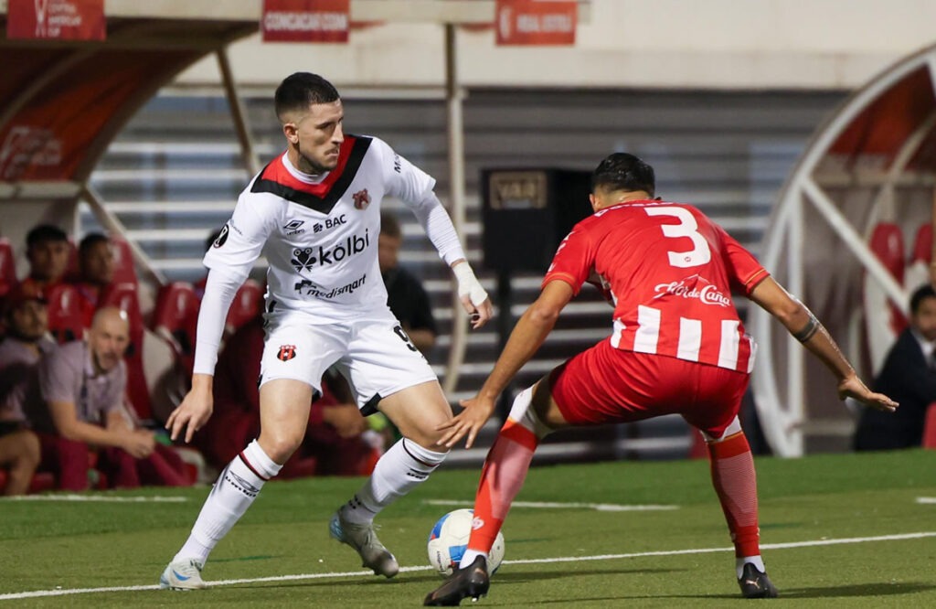 Foto: Real Estelí vs Alajuelense 