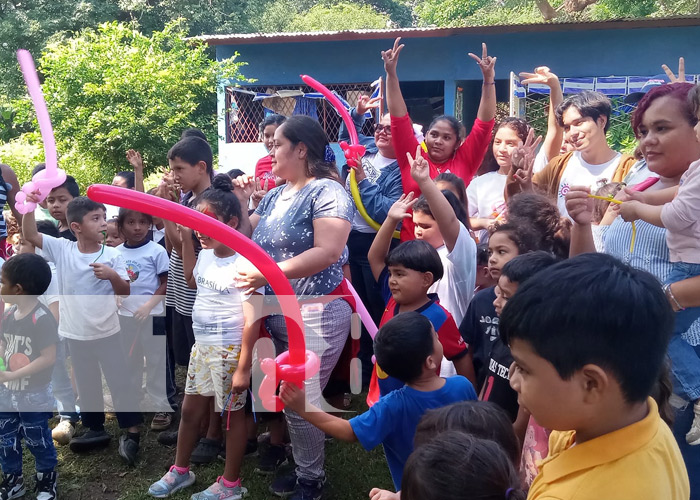 Foto: Promotoría Solidaria en Managua con globoflexia / TN8