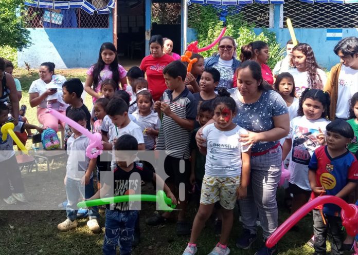 Foto: Promotoría Solidaria en Managua con globoflexia / TN8