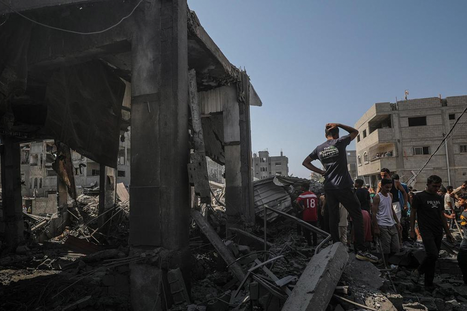 Foto: Al menos 14 muertos en dos bombardeos israelíes en Gaza /Cortesía