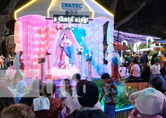 Foto: Encendida de luces navideñas y altares a la Virgen en Jinotepe, Carazo / TN8