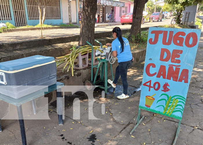 Foto: Jugo de caña, o guarapo, emprendimiento nuevo en Managua / TN8