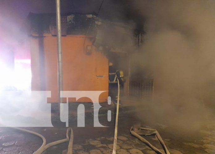 Foto: Incendio en una vivienda de Masaya / TN8