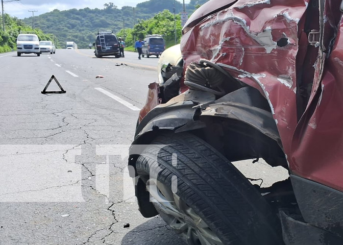 Foto: Accidente de tránsito en la Cuesta El Plomo / TN8