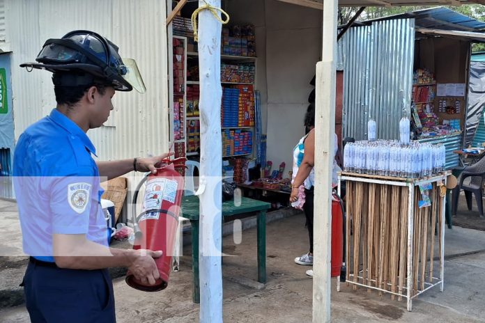 Foto: Inspección a los tramos de pólvora ubicados en Rotonda La Virgen /TN8